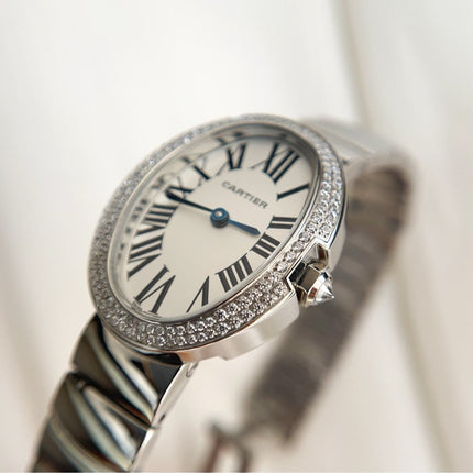 BAIGNOIRE DE CARTIER – OVAL SHAPE SILVER WITH SINGLE LINE DIAMONDS