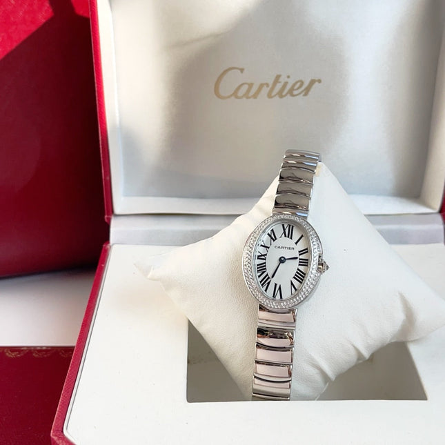 BAIGNOIRE DE CARTIER – OVAL SHAPE SILVER WITH SINGLE LINE DIAMONDS