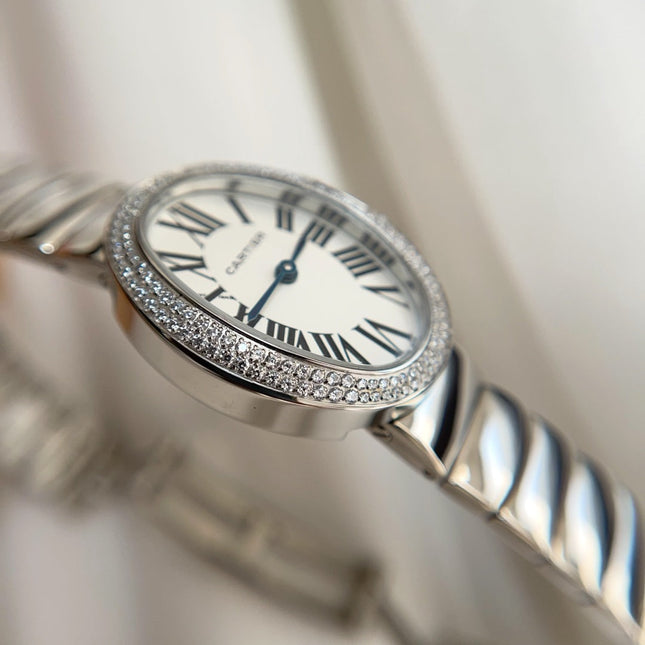 BAIGNOIRE DE CARTIER – OVAL SHAPE SILVER WITH SINGLE LINE DIAMONDS