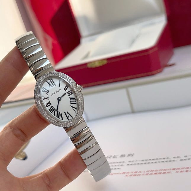 BAIGNOIRE DE CARTIER – OVAL SHAPE SILVER WITH SINGLE LINE DIAMONDS