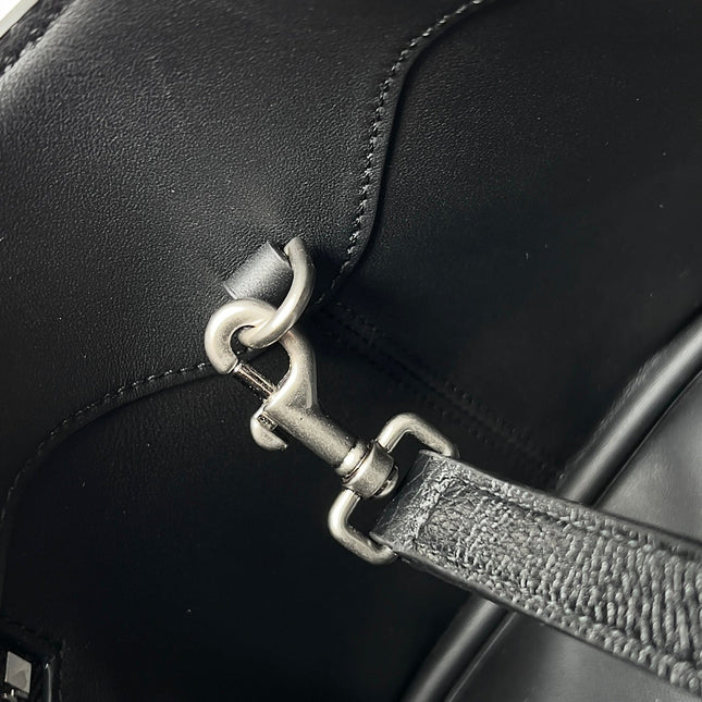 SILVER LOCKER SHOULDER BAG 24 IN BLACK CALFSKIN