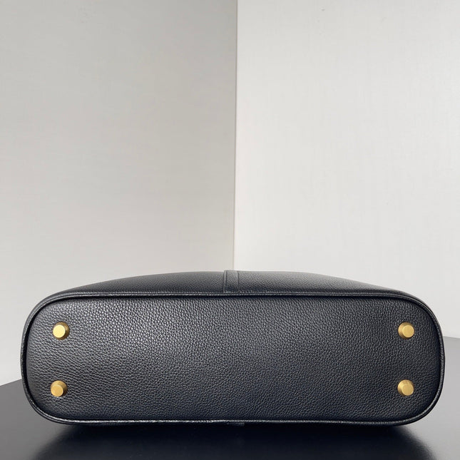 GOLD LOCKER SHOULDER BAG 62 IN BLACK CALFSKIN