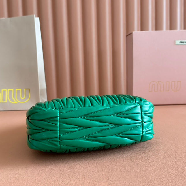 WANDER MATELASSÉ HANDBAG 23 IN PINE GREEN LAMBSKIN