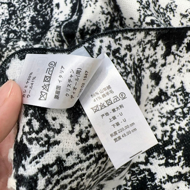 SCARF 220 CM IN BLACK MIX WHITE MONOGRAM CASHMERE AND WOOL 413658