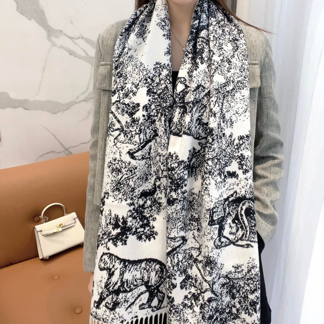 SCARF 220 CM IN BLACK MIX WHITE MONOGRAM CASHMERE AND WOOL 413658