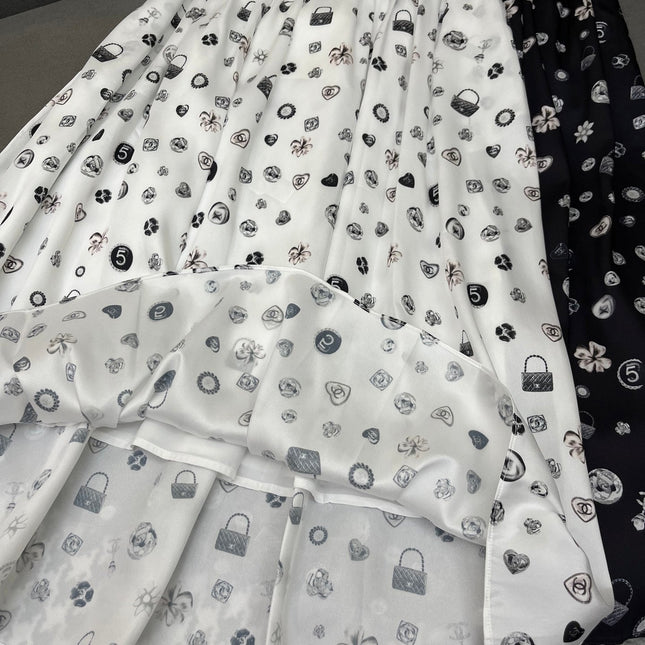 FLARED SKIRT WITH SIGNATURE BRAND PRINT
