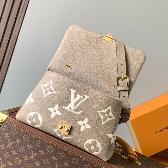 MADELEINE 30 IN BEIGE MONOGRAM CALFSKIN EMBOSSED LOGO