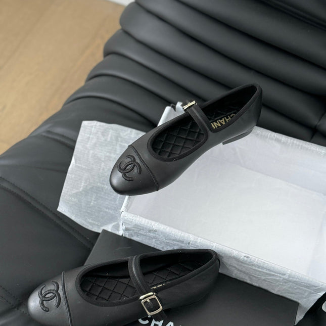 MARY JANE SHOES IN BLACK LAMBSKIN