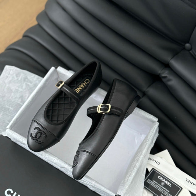 MARY JANE SHOES IN BLACK LAMBSKIN