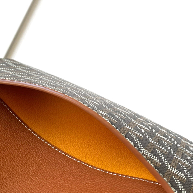 CHYPRE WALLET-POUCH 21 IN BLACK GOYARDINE CANVAS AND TAN CALFSKIN