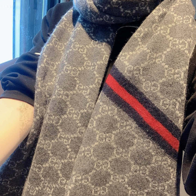 CLASSIC SCARF 180 CM IN DARK GRAY MONOGRAM CASHMERE 401994