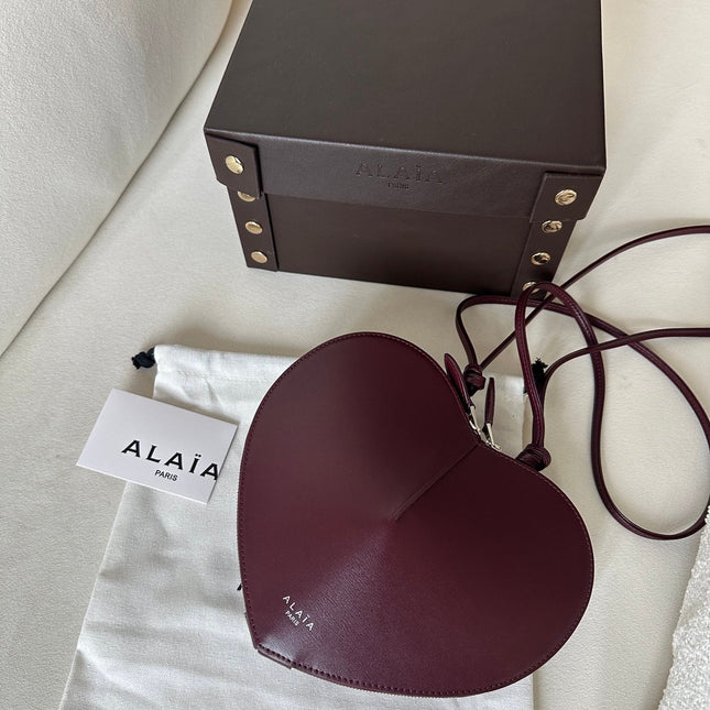 LE COEUR BAG 21 IN BURGUNDY RED CALFSKIN