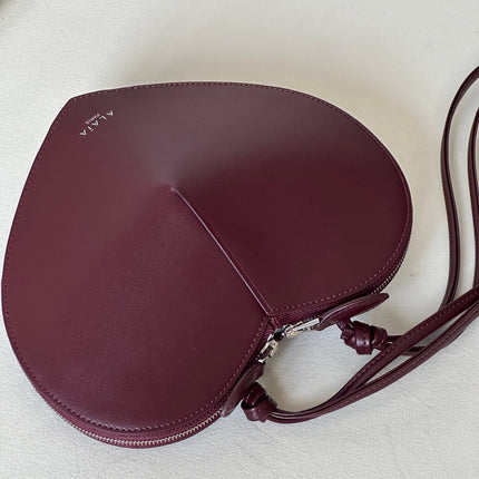 LE COEUR BAG 21 IN BURGUNDY RED CALFSKIN