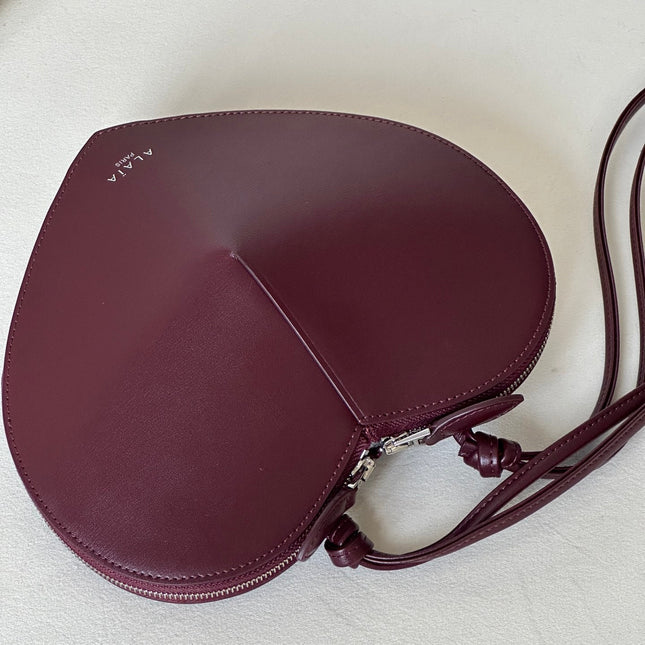 LE COEUR BAG 21 IN BURGUNDY RED CALFSKIN