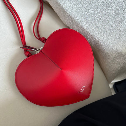 LE COEUR BAG 21 IN CRIMSON RED CALFSKIN