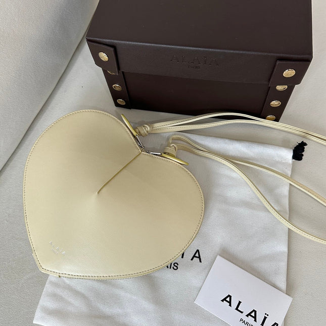 LE COEUR BAG 21 IN CREAM CALFSKIN