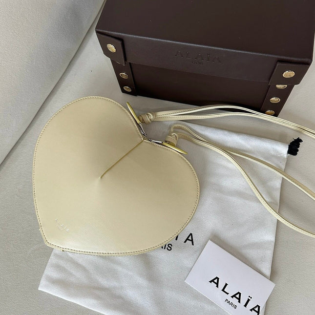 LE COEUR BAG 21 IN CREAM CALFSKIN