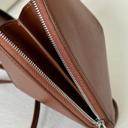 LE COEUR BAG 21 IN UMBER BROWN CALFSKIN