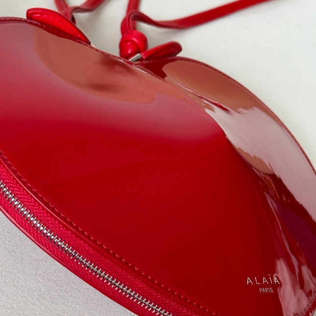LE COEUR BAG 21 IN SCARLET RED PATENT CALFSKIN