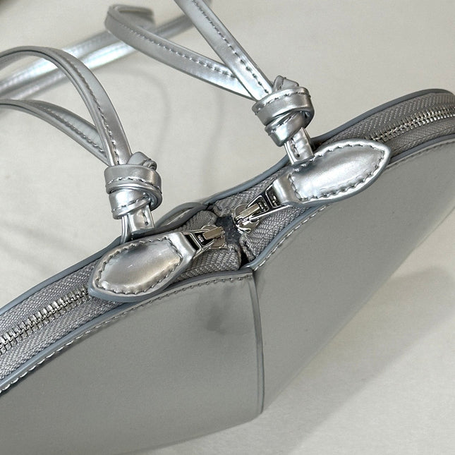 LE COEUR BAG 21 IN SILVER SHINY CALFSKIN