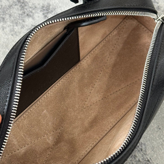 LE TECKEL SMALL BAG 27 IN BLACK GOATSKIN