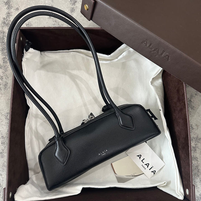 LE TECKEL SMALL BAG 27 IN BLACK GOATSKIN