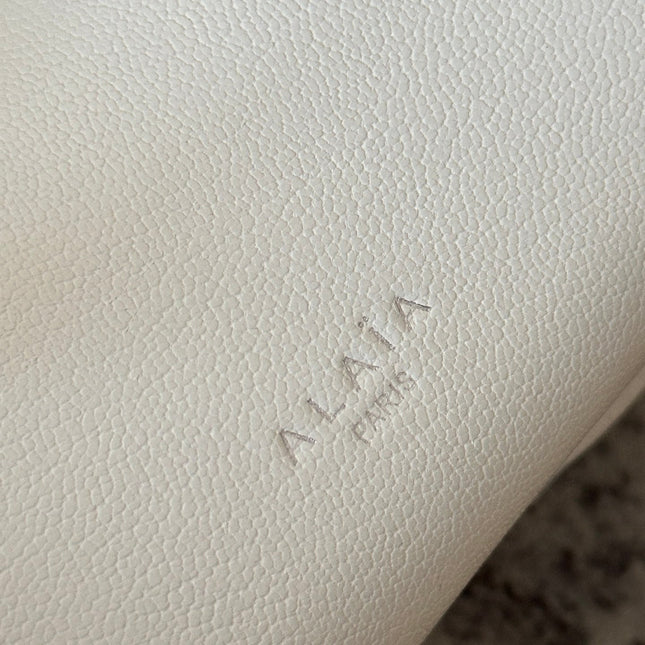 LE TECKEL SMALL BAG 27 IN WHITE GOATSKIN