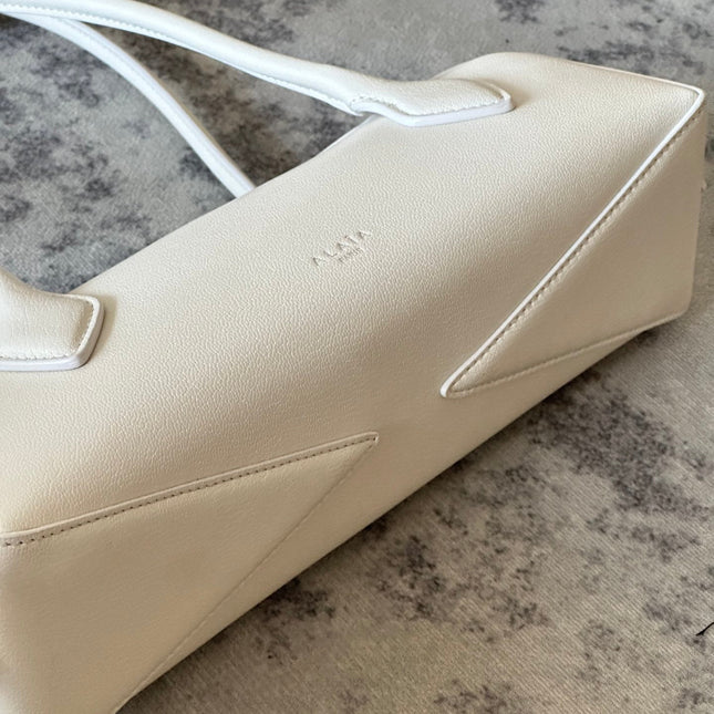 LE TECKEL SMALL BAG 27 IN WHITE GOATSKIN