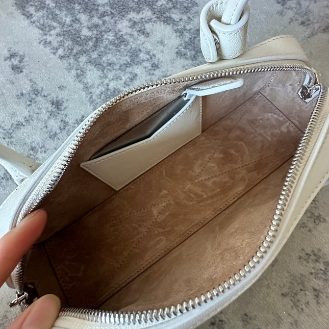 LE TECKEL SMALL BAG 27 IN WHITE GOATSKIN