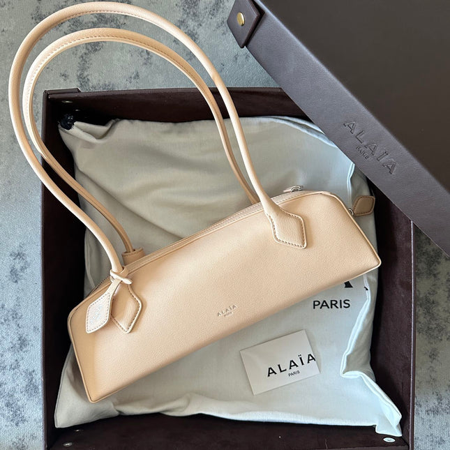 LE TECKEL MEDIUM BAG 32 IN BISQUE GOATSKIN