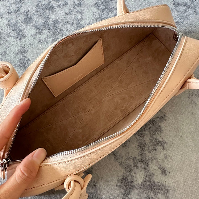 LE TECKEL SMALL BAG 27 IN BISQUE GOATSKIN
