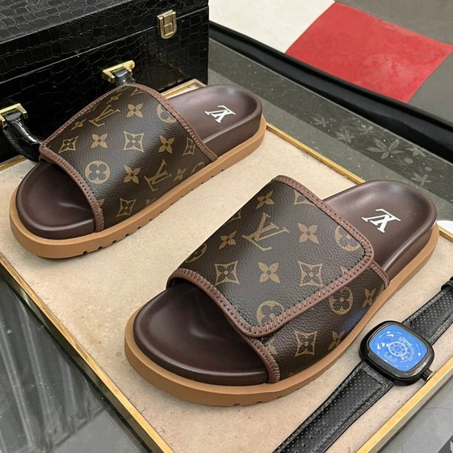 WATERFRONT MULE IN CHOCOLATE BROWN MONOGRAM RUBBER