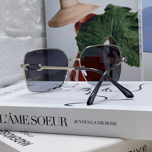OVERSIZED BAGUETTE SQUARE FRAME SUNGLASSES 562043 IN METAL