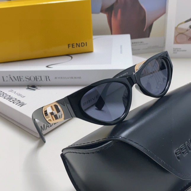 FF DIAMONDS CAT-EYE FRAME SUNGLASSES 557149 IN ACETATE