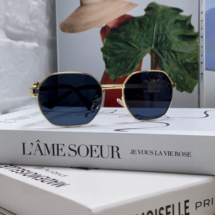TRIOMPHE SUNGLASS 497823 IN GOLD METAL BLACK LENSES