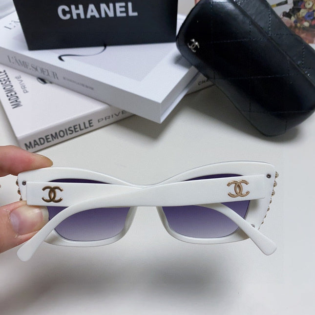 CAT EYE SUNGLASSES 632700 IN WHITE ACETATE EMBOSSED PEARL