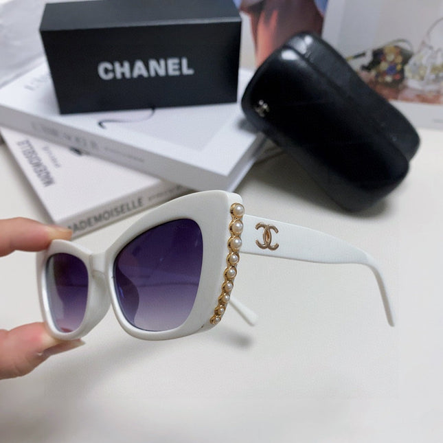 CAT EYE SUNGLASSES 632700 IN WHITE ACETATE EMBOSSED PEARL