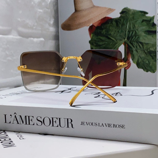 FIRST CRYSTAL SQUARE FRAME SUNGLASSES FE4082US IN METAL