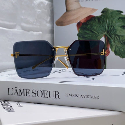FIRST CRYSTAL SQUARE FRAME SUNGLASSES FE4082US IN METAL