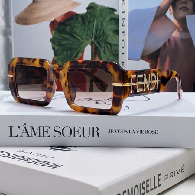 EMBOSSED LOGO DIAGONAL RECTANGULAR SUNGLASSES 563312 IN ACETATE