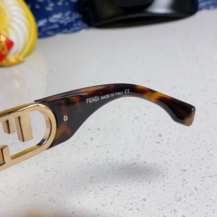 OVERSIZES FF DIAMONDS SQUARE SUNGLASSES 563315 IN ACETATE