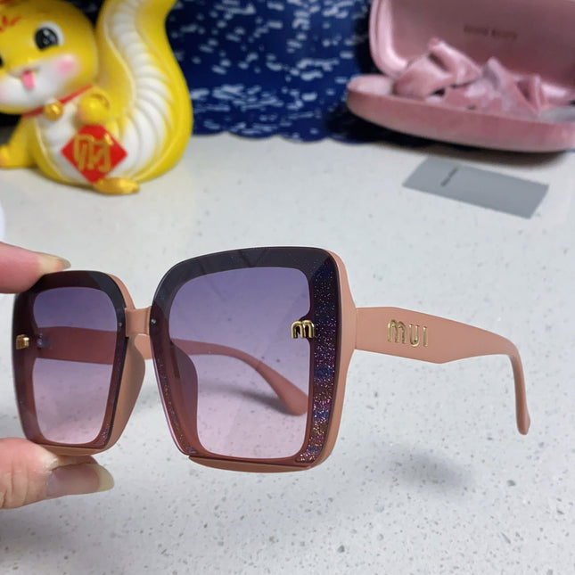 RUNWAY SQUARE SUNGLASSES 563198 IN TAN ROSE ACETATE