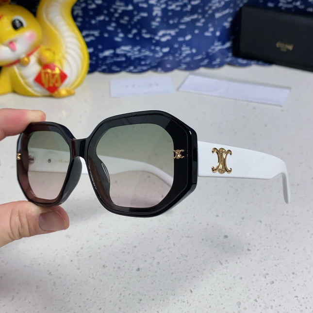 TRIOMPHE SQUARE SUNGLASS 566739 IN BLACK AND WHITE ACETATE