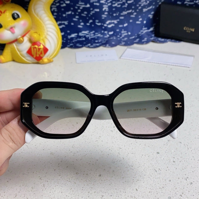 TRIOMPHE SQUARE SUNGLASS 566739 IN BLACK AND WHITE ACETATE