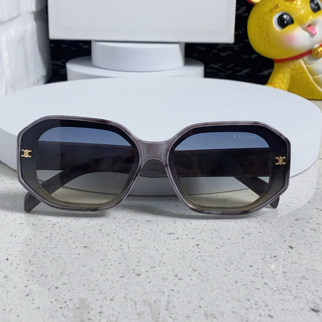 TRIOMPHE SQUARE SUNGLASS 566740 IN MARBLED EFFECT ACETATE