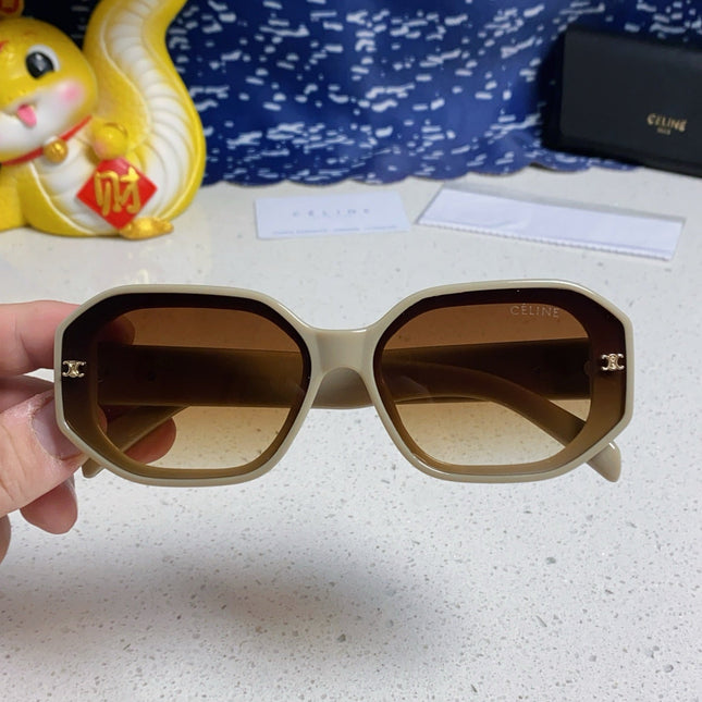 TRIOMPHE SQUARE SUNGLASS 566741 IN IVORY ACETATE