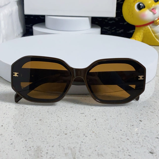 TRIOMPHE SQUARE SUNGLASS 566742 IN CAMEL ACETATE