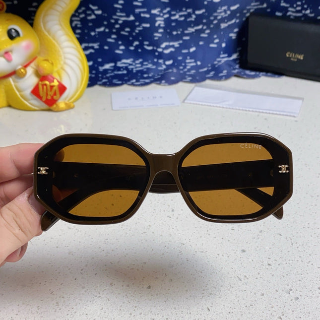 TRIOMPHE SQUARE SUNGLASS 566742 IN CAMEL ACETATE