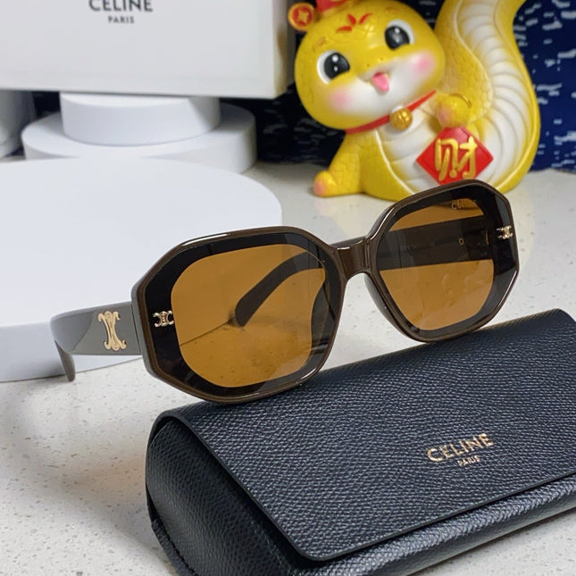 TRIOMPHE SQUARE SUNGLASS 566742 IN CAMEL ACETATE