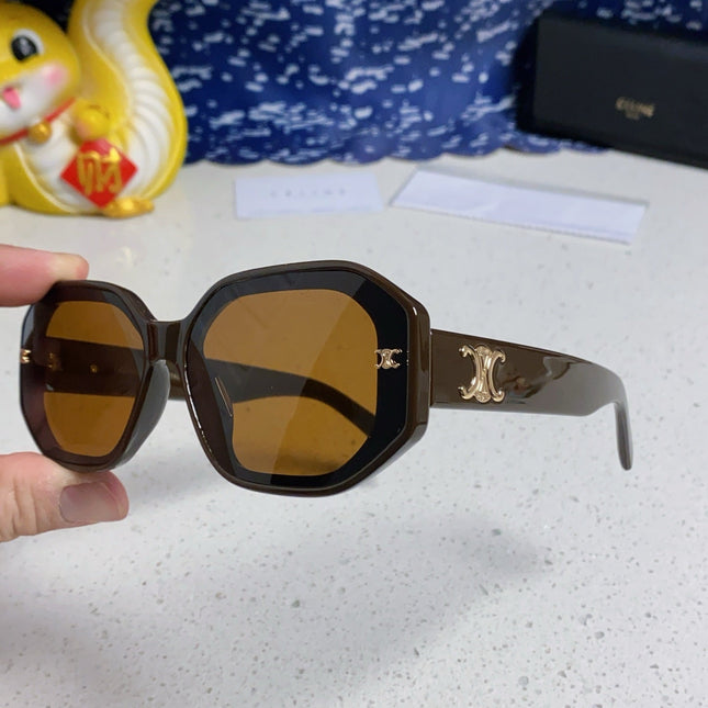 TRIOMPHE SQUARE SUNGLASS 566742 IN CAMEL ACETATE